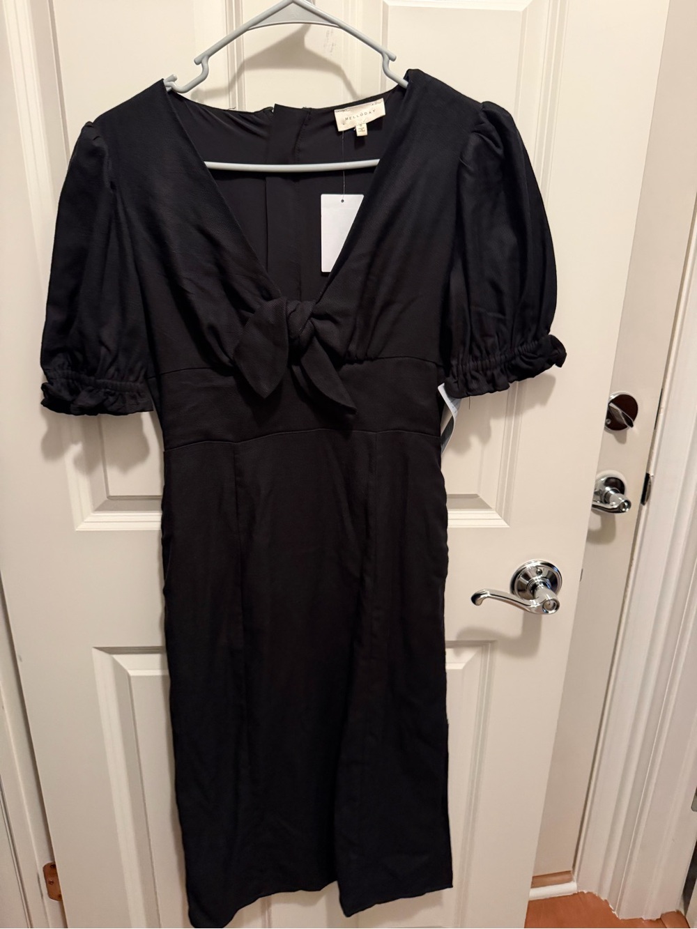 MELLODAY Black Tie-Front Puff Sleeve Midi Dress